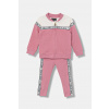 Detská tepláková súprava z bavlny Guess 2-pak A5YG10.KA6R4.9BYA ružová 77-78