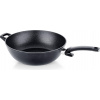 Fissler Adamant / hliníková panvica wok, servírovacia panvica (Ø 32 cm, 6 l) s nepriľnavým povrchom, vysokým okrajom, odolná pČervenái poškriabaniu - indukcia