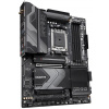 GIGABYTE X670 GAMING X AX / AMD X670 / AM5 / 4x DDR5 DIMM / 4x M.2 / HDMI / USB-C / WiFi / ATX