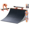 Skateboard 9,5cm kov s rampou na karte