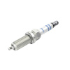 BOSCH Zapaľovacia sviečka BOSCH 0 242 140 530