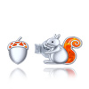 MINET Strieborné náušnice s veveričkou a orechom s opálom JMAN0345VE01