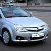 Mračítka předních světlometů Opel Tigra B Twin Top -- rok výroby 2004-09