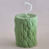 Prírodná sviečka PLETENÝ VALEC olivovo-zelená