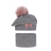 Fashionkids Dievčenský zimný set baretka a nákrčník s brmbolcom AMORA Farba: Sv.sivá, Veľkosť: 48-50