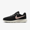 Nike Tanjun EUR 39