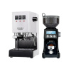 Gaggia Classic E24, bílá + Mlýnek Sage BCG820TRR Black