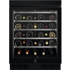 Electrolux EWUS040B8B Vstavana vinoteka 7332543813407