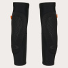 Chrániče lakťov Oakley All Mountain D3O Elbow Grd Blackout XS