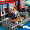LEGO City 60423 Električka a zastávka v centre mesta