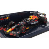 Minichamps Red bull F1 Rb18 Team Oracle Red Bull Racing N 1 Víťaz španielskeho Gp Majster sveta 2022 Max Verstappen 1:43 Matná modrá žltá červená