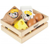 Tidlo drevená debnička s mliečnymi výrobkami a vajcami