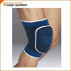 LIVEUP bandáž na koleno, elastická s penovým chráničom LS5706 - S / M - modrá