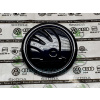 Škoda Kamiq - logo na kapotu CRYSTAL BLACK (F9X)