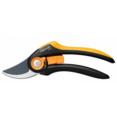 Fiskars 1057169 nožnice záhradné Plus™ Smartfit™ dvojčepeľové P541