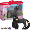 Schleich 42581 Criollo Definitivo kobyla s česacou hrivou