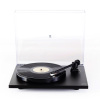 Rega Planar 1 čierna matná (Špičkový gramofón s kvalitnou prenoskou Rega Carbon, stabilným pohonom a elegantným dizajnom pre milovníkov vinylov.)