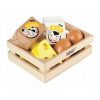 Tidlo drevená debnička s mliečnymi výrobkami a vajcami