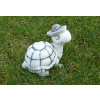 Betónová socha, korytnačka s klobúkom, výška 19 cm, 4 kg