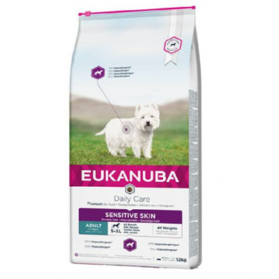 Eukanuba Dog Dry Daily Care Adult Sensitive Skin All Breeds Chicken 12 kg granule pre psy s kuracím mäsom