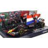 Minichamps Red bull F1 Rb18 Team Oracle Red Bull Racing N 1 Víťaz majstrovstiev sveta Zandvoort Dutch GP 2022 s vlajkou a postavou Maxa Verstappena 1:43 Matná modrá žltá červená