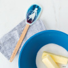 Frozen II. - Ledové království II. silikonová stěrka Elsa Nordic Ware (Barva - modré Elsa )