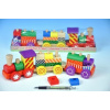 Mikro Trading Vlak/Vláček + 2 vagóny 2 Play s kostkami tahací 34cm