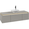 VILLEROY & BOCH Legato závesná skrinka pod umývadlo na dosku (umývadlo v strede), 3 zásuvky, s LED osvetlením, 1400 x 500 x 380 mm, Soft Grey, B585L0VK