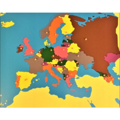 Montessori: Veľká puzzle mapa Európy (56 cm dlhé) (Montessori: Veľká puzzle mapa Európy (56 cm dlhé))