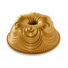 Nordic Ware forma na bábovku Chiffon, zlatá, 2,4 l