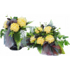 Veniec, kvety ikebana na hrob - Chryzantémy Kytica Bunch pre Grave Tombstone (Veniec, kvety ikebana na hrob - Chryzantémy Kytica Bunch pre Grave Tombstone)