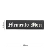 Gumená nášivka 101 Inc text Memento Mori - čierna-biela