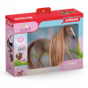 Schleich 42582 kôň s príslušenstvom hnedý (Schleich plnokrvná kobyla 42582)