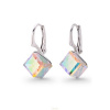 Strieborné náušnice kocky Swarovski elements 8 mm dúhové CRYSTAL AB