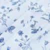 Bavlnené plátno P0961 biele, modré lúčne kvety, š.140