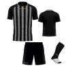 Futbalová sada Givova Kit Tratto pre celé mužstvo, od 12 ks, čierna/ biela počet ks v sade: 20 hráčskych setov