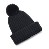 Dámska čiapka Under Armour HALFTIME POM BEANIE W čierna 1386637-001