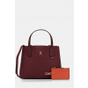 Tommy Hilfiger crossbody kabelka dámska z imitácie kože AW0AW18722 burgundské ONE SIZE