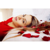 Posteľ plná ruží 100 ks