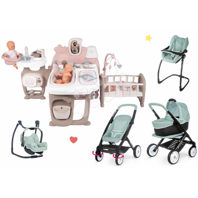 Set domček pre bábiku Large Doll's Play Center Natur D'Amour Baby Nurse Smoby a kočík trojkombinácia Maxi Cosi s jedálenskou stoličkou autosedačkou a hojdačkou