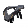 Leatt chránič krku Neck Brace 5.5, Stealth Zvoľte Variant: #L/XL