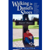 Walking in Daniel's Shoes (Tom Mauser)(Brožovaná)