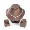 Naishide Jewelry Svadobný set náhrdelníka a náušníc so zelenou kvapkou zirkónu