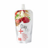 DAY UP Dezert ovocný jablko jahoda čerešňa s jogurtom a cereáliami vrecko 120 g