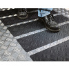 Protišmyková páska Safety-Walk, vhodná na nerovné povrchy, kotúč 5 cm x 18,3 m, čierna