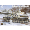 Pz.Beob.Wg.IV Ausf.J w/ Commander + Infantryman
