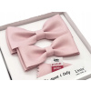 Lint Pink, Multi -Colored Bow (Mucha Set Dad a Son Powder Rose / Pink)