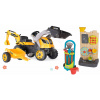 Set traktor na šliapanie a hracia stena so 6 aktivitami Builder Max Tractor Smoby s nakladačom bagrom a vozík so záhradným náradím