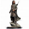 WETA Socha The Lord of the Rings Aragorn, Hunter of the Plains 1:6 - 36 cm