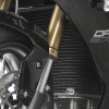Ochranná mřížka chladiče černá - Triumph 675 Daytona '13-